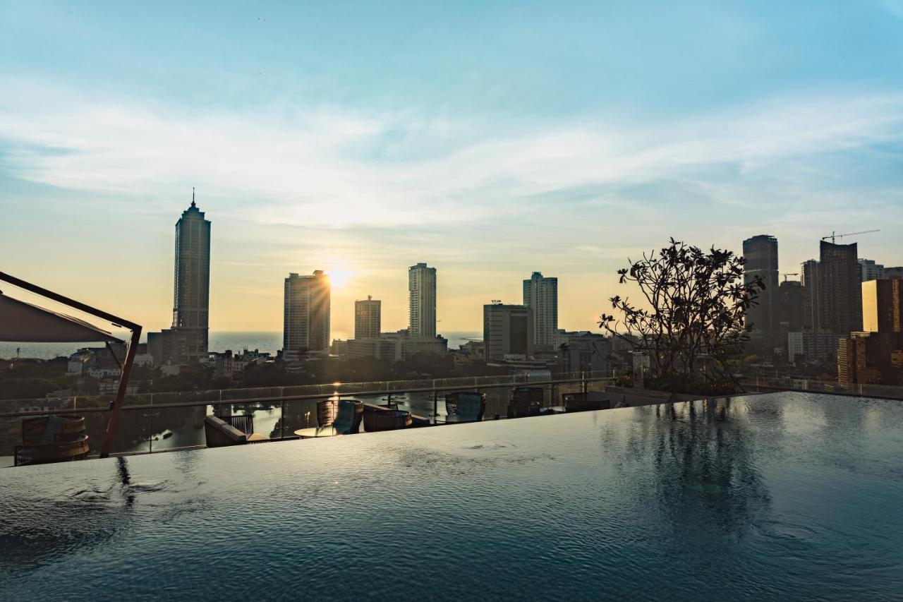 Courtyard By Marriott Colombo Hotell Exteriör bild
