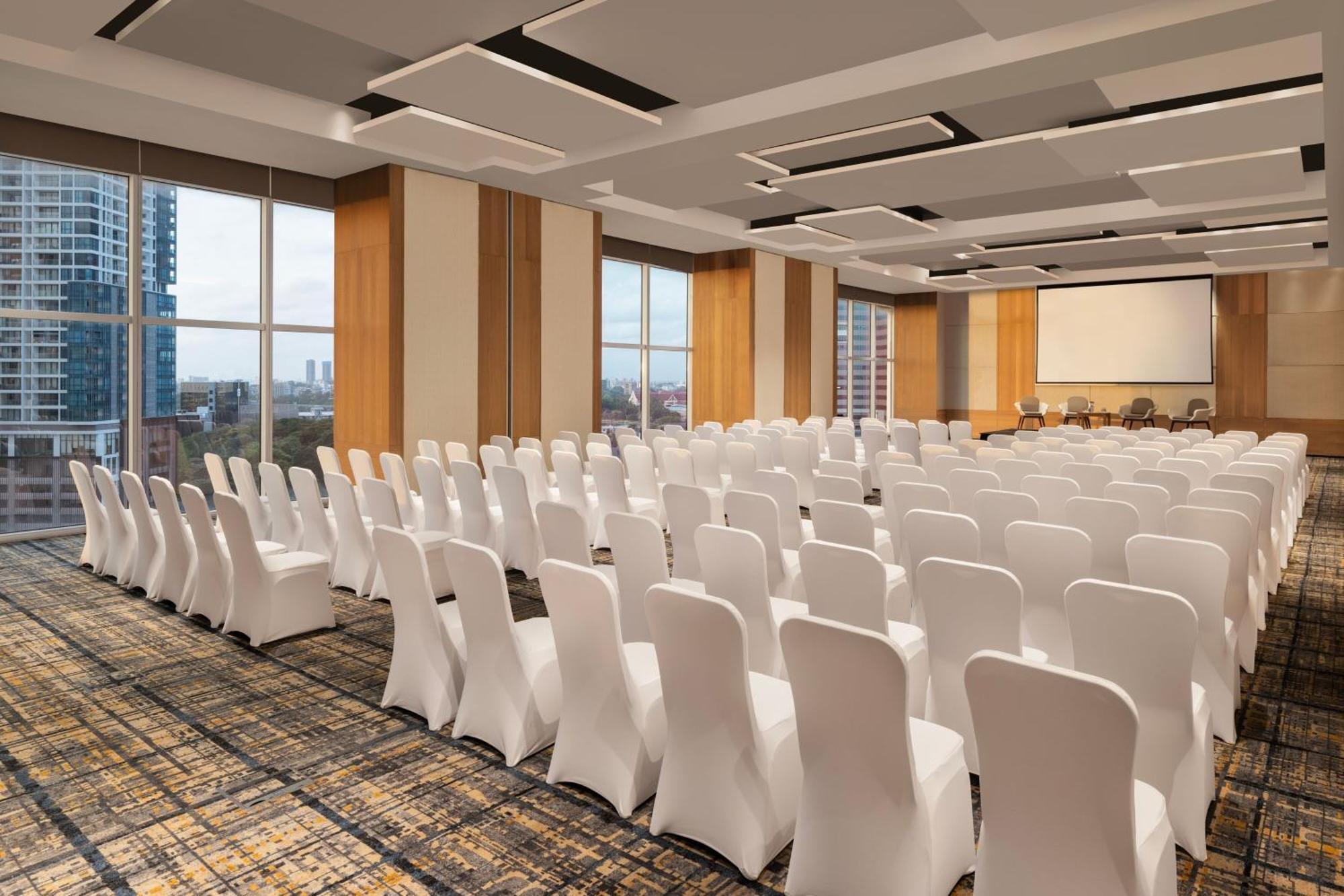 Courtyard By Marriott Colombo Hotell Exteriör bild