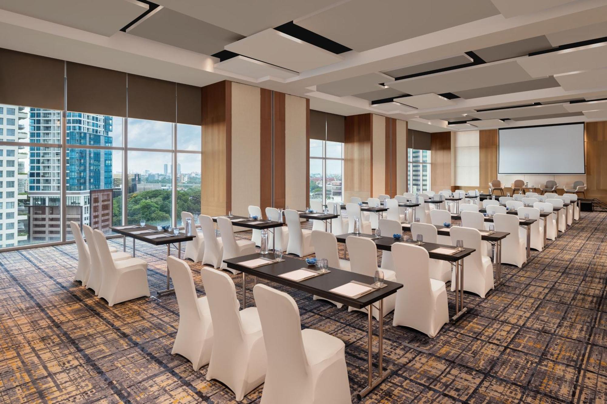 Courtyard By Marriott Colombo Hotell Exteriör bild